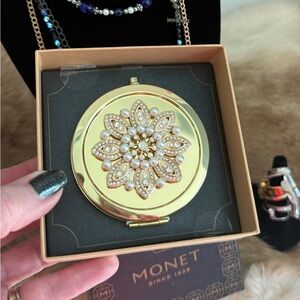 NWT!!! Monet Jewelry Gold Tone Compact Mirror w/Pearl and Rhinestones